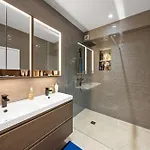 Villa Riviera