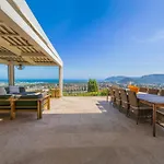 Riviera Villa *