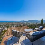 Villa Riviera