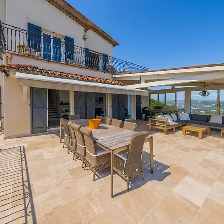 Riviera Villa *