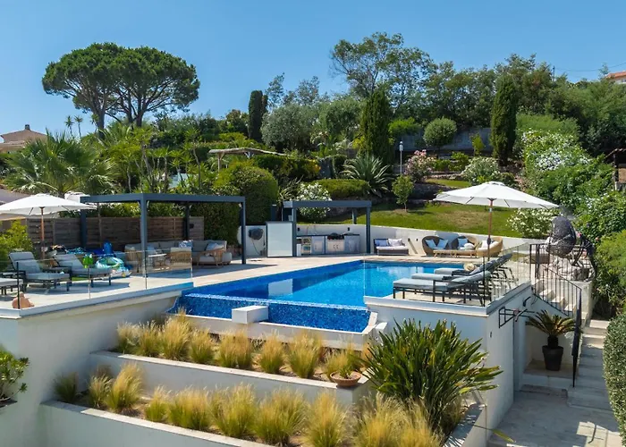Villa Riviera