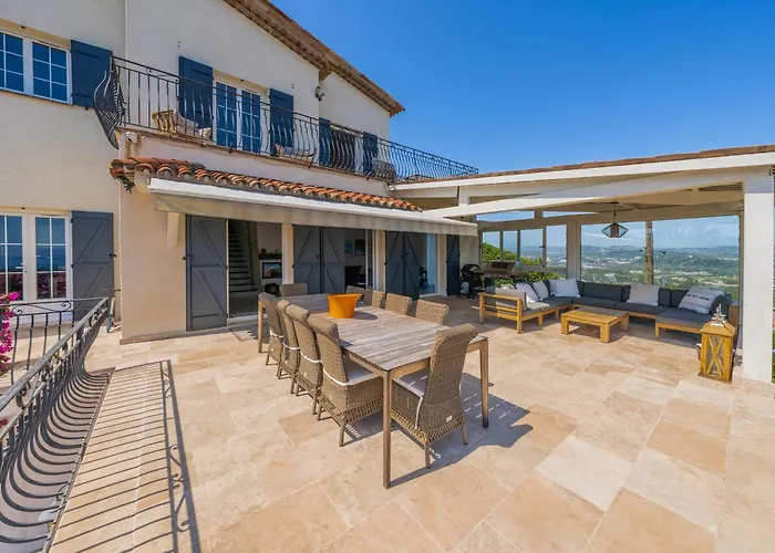 Riviera Villa *