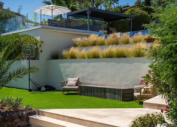 Villa Riviera