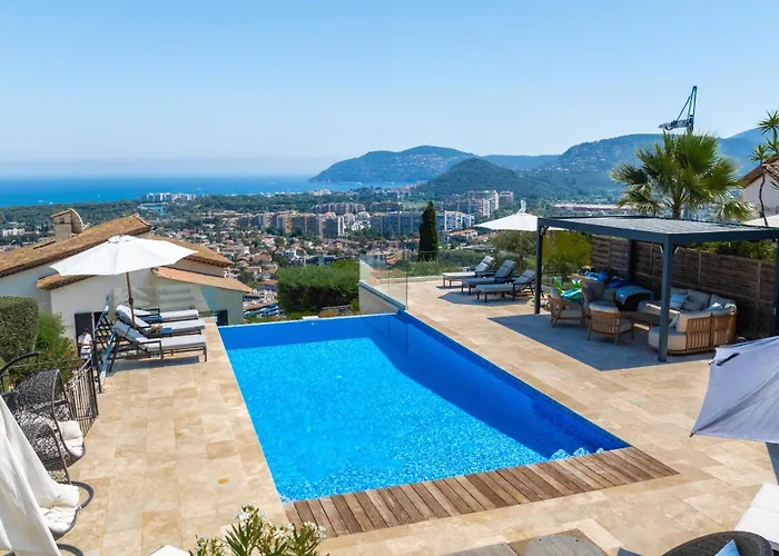 Riviera Villa Mandelieu
