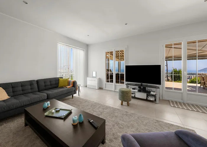 Riviera Villa